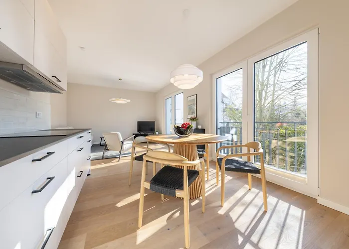 Ferienwohnung Strom Acht - Modern Frisch Inkl Stellplatz, Balkon - 200M Zum Alten Strom